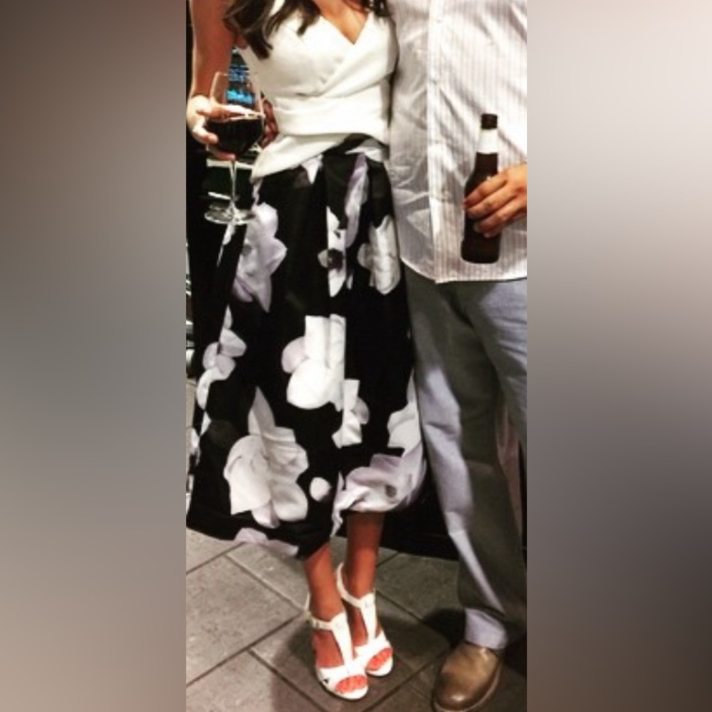 Black and white floral midi skirts set